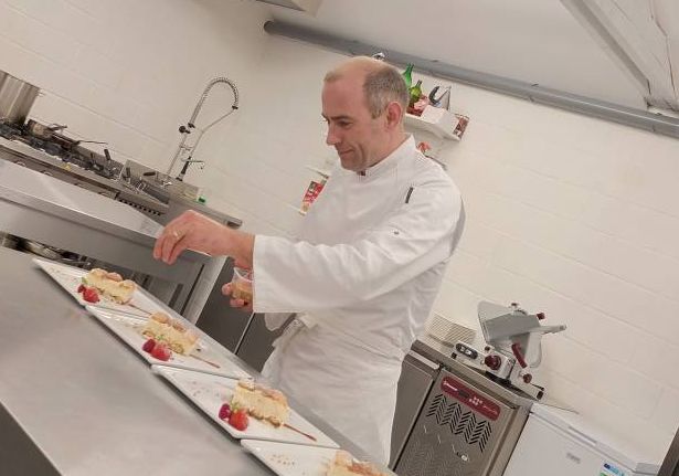 À Waimes, Maxime réorganise tout son restaurant pour proposer une carte qui convient aussi aux coeliaques et intolérants au gluten - photo 9